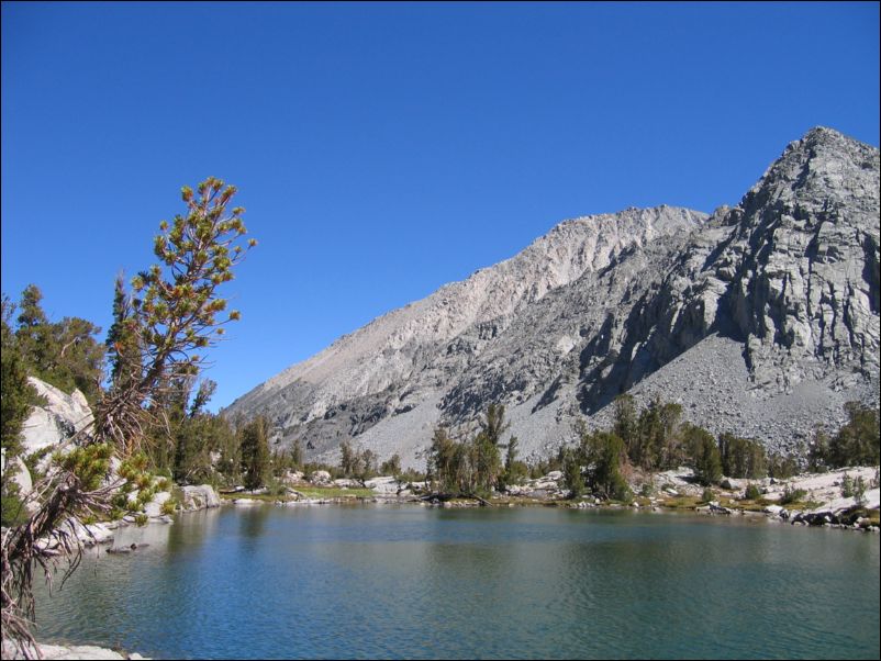 2005-09-11 Morgan Jan (43) Morgan and LLPeak from Treasure Lake